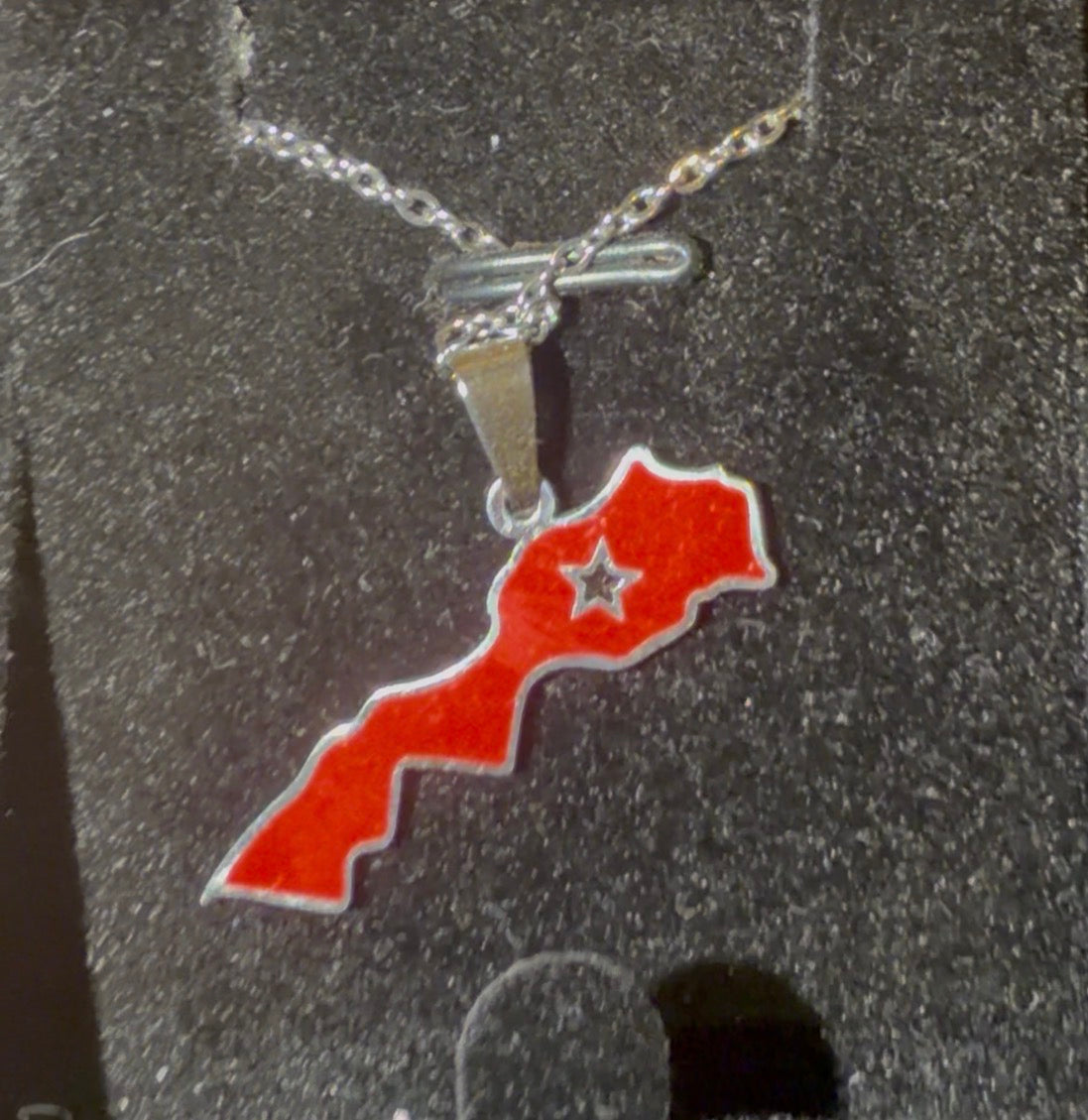 ✨ Collier Chaîne + Pendentif Pays d’Outre-Mer, Caraïbes et Afrique – Acier Inoxydable Or ou Argent (1 pcs)