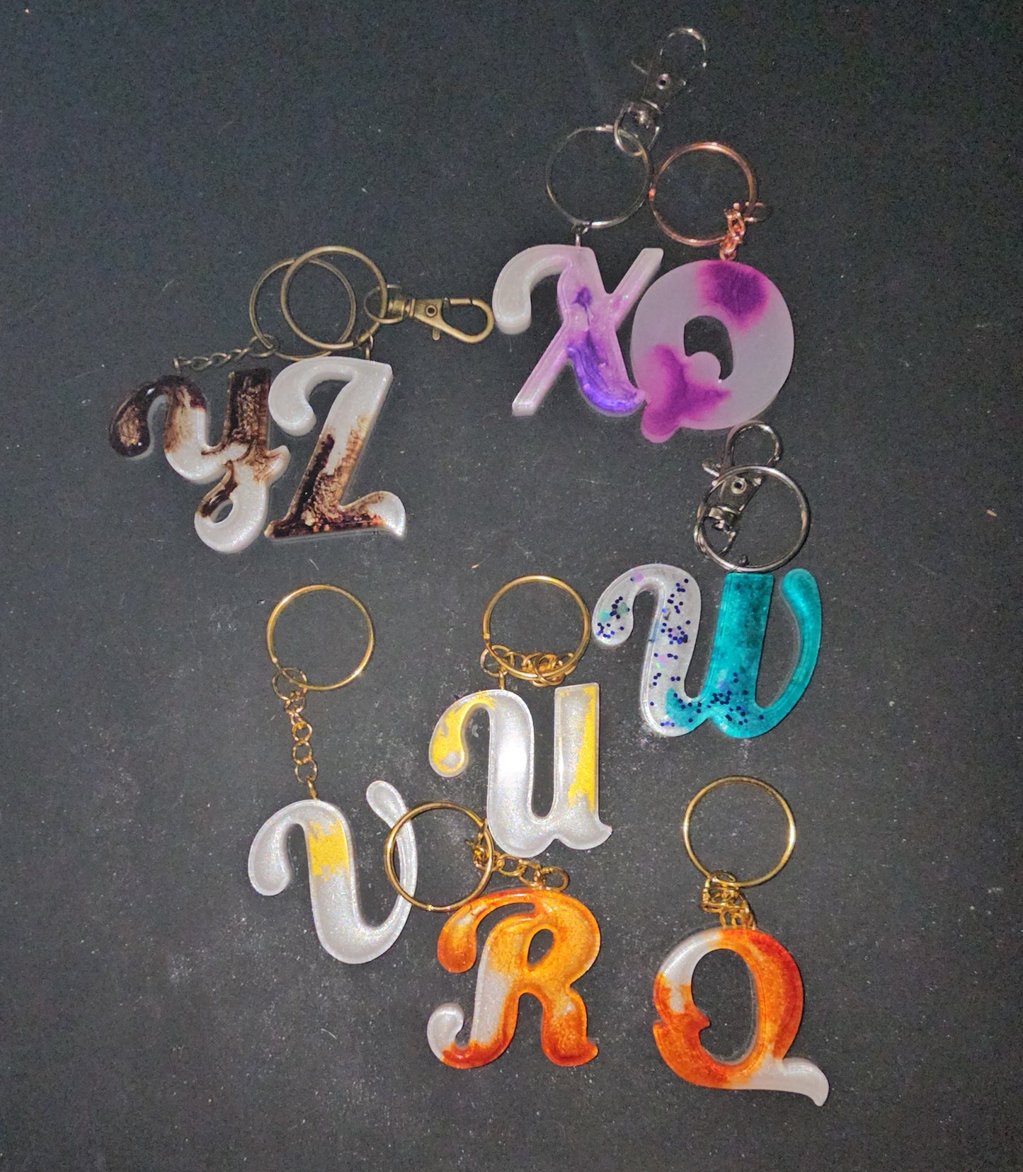 Gamme Alphabets et Chiffres en résine (1 pcs)