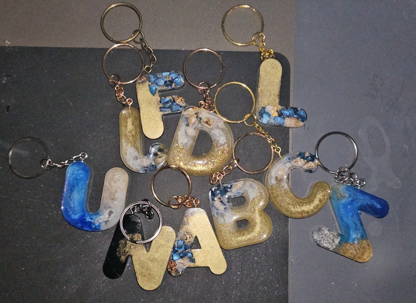 Gamme Alphabets et Chiffres en résine (1 pcs)