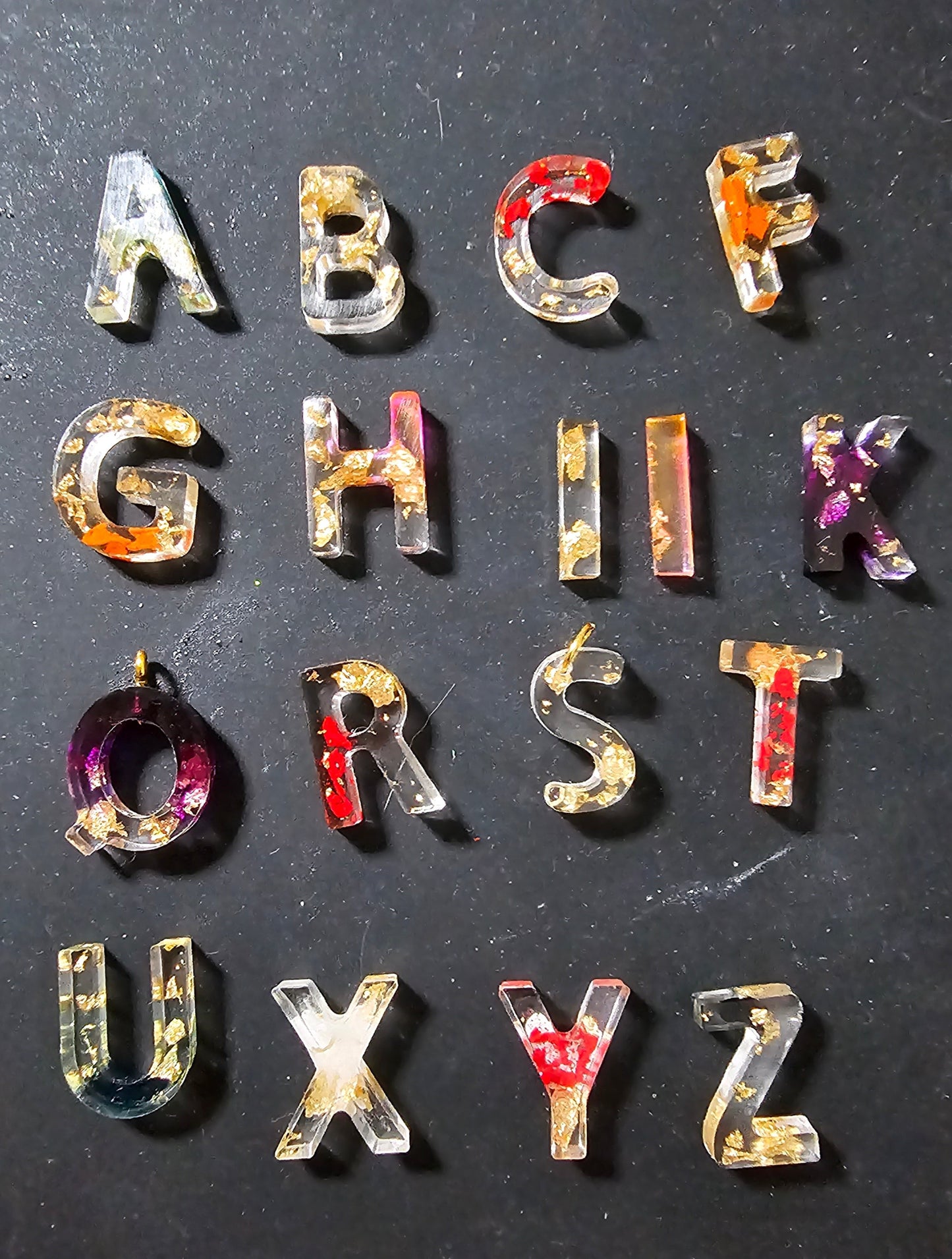 Gamme Alphabets et Chiffres en résine (1 pcs)