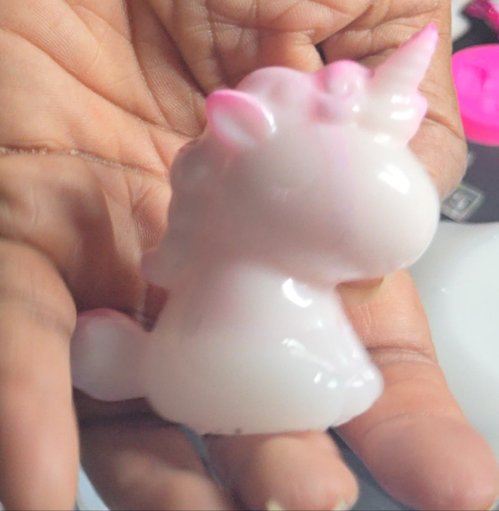 Figurines en résine (1 pcs)