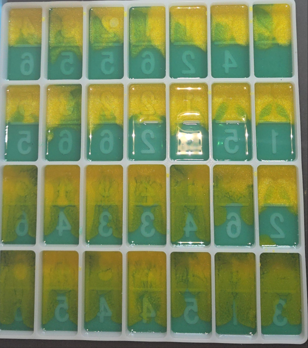 Dominos en résine (28 pcs)
