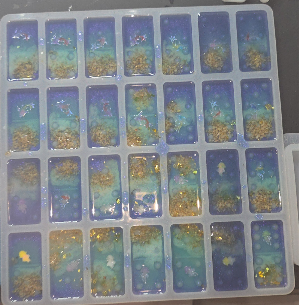 Dominos en résine (28 pcs)
