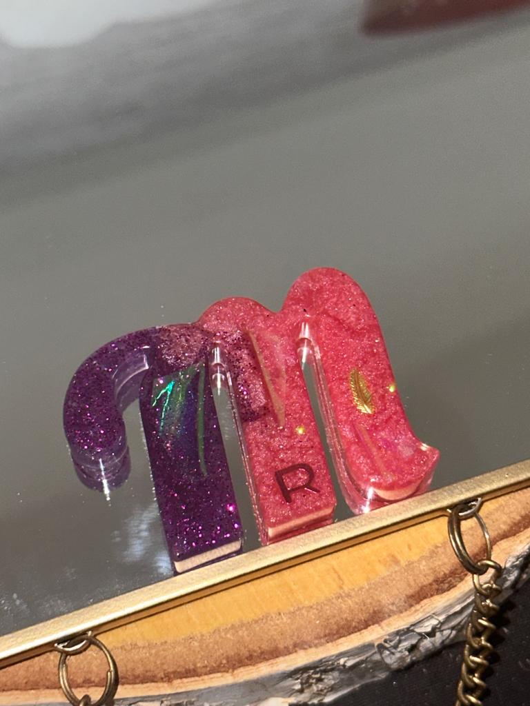 Gamme Alphabets et Chiffres en résine (1 pcs)