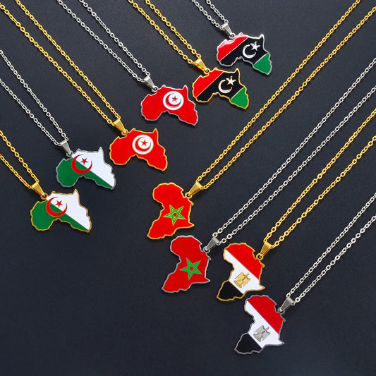 đ 2. Collier + pendentif carte de lâAfrique au couleurs des drapeaux des pays Africains en Acier Inoxydable