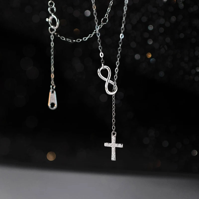 ✨✝️ Collier Chaîne + mini Pendentif Croix Diamant – Acier Inoxydable
