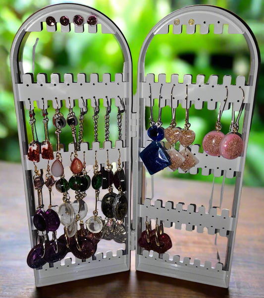 Boucles d'oreilles en résine Fantaisies (la paire)