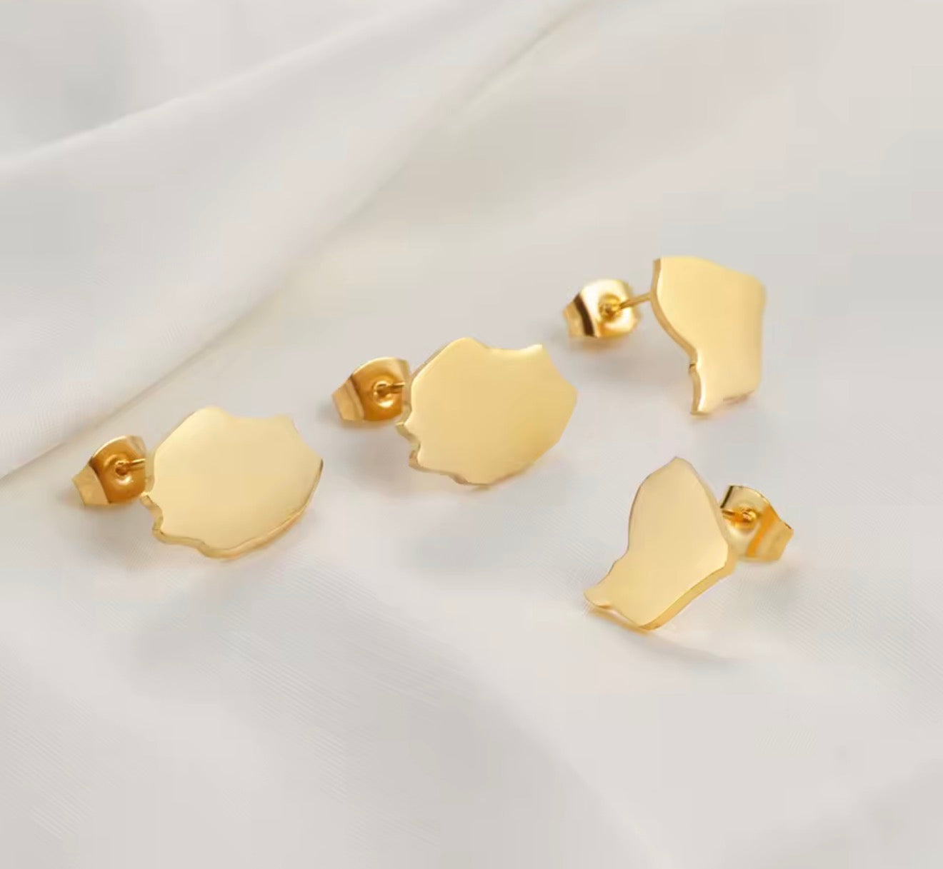 ✨ Boucles d’Oreilles en Acier Inoxydable – Carte de la Guadeloupe, Martinique 🇲🇶, Guyane 🇬🇫 & Réunion 🇷🇪