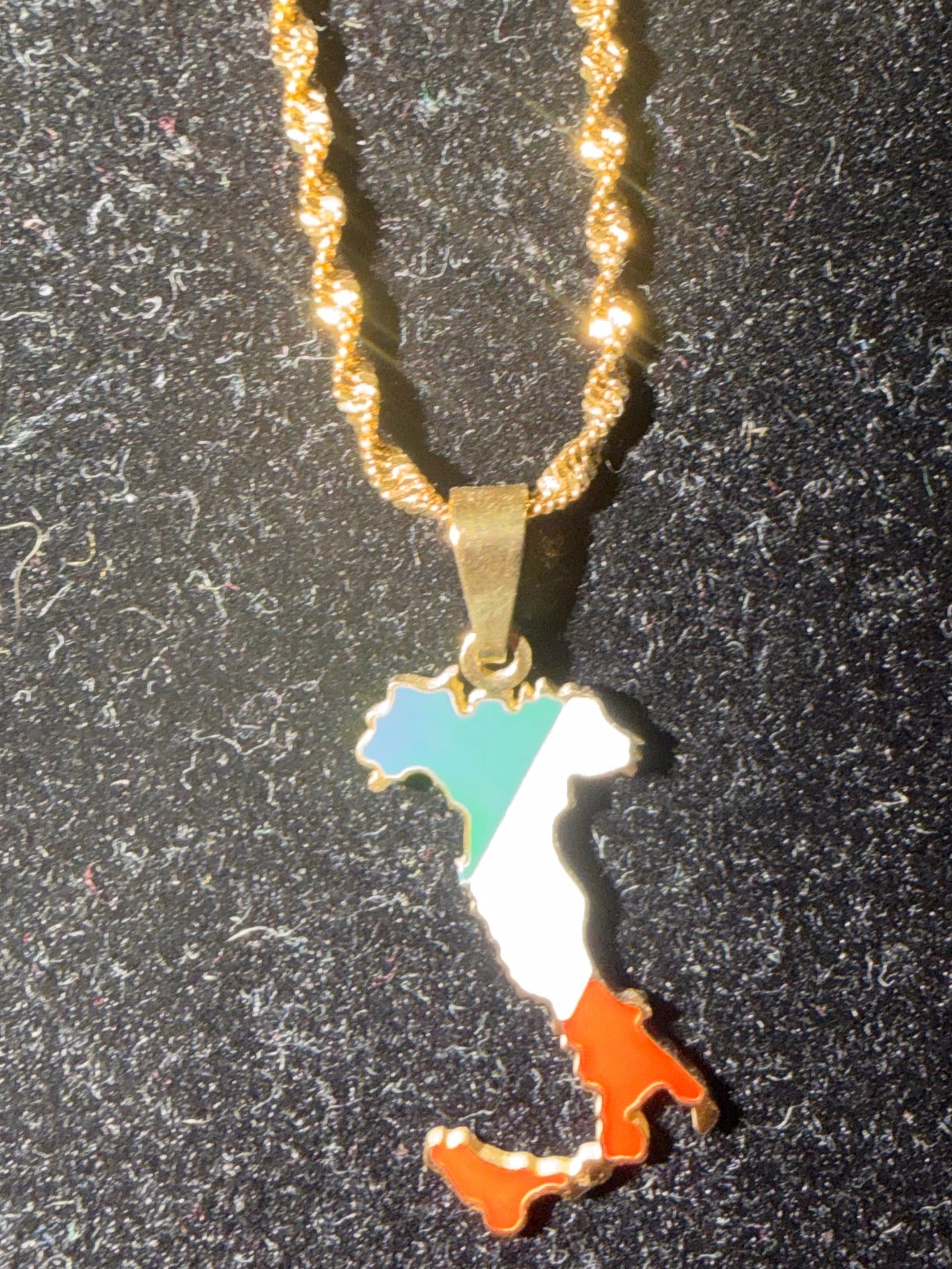 ✨ Collier Chaîne + Pendentif Pays d’Outre-Mer, Caraïbes et Afrique – Acier Inoxydable Or ou Argent (1 pcs)