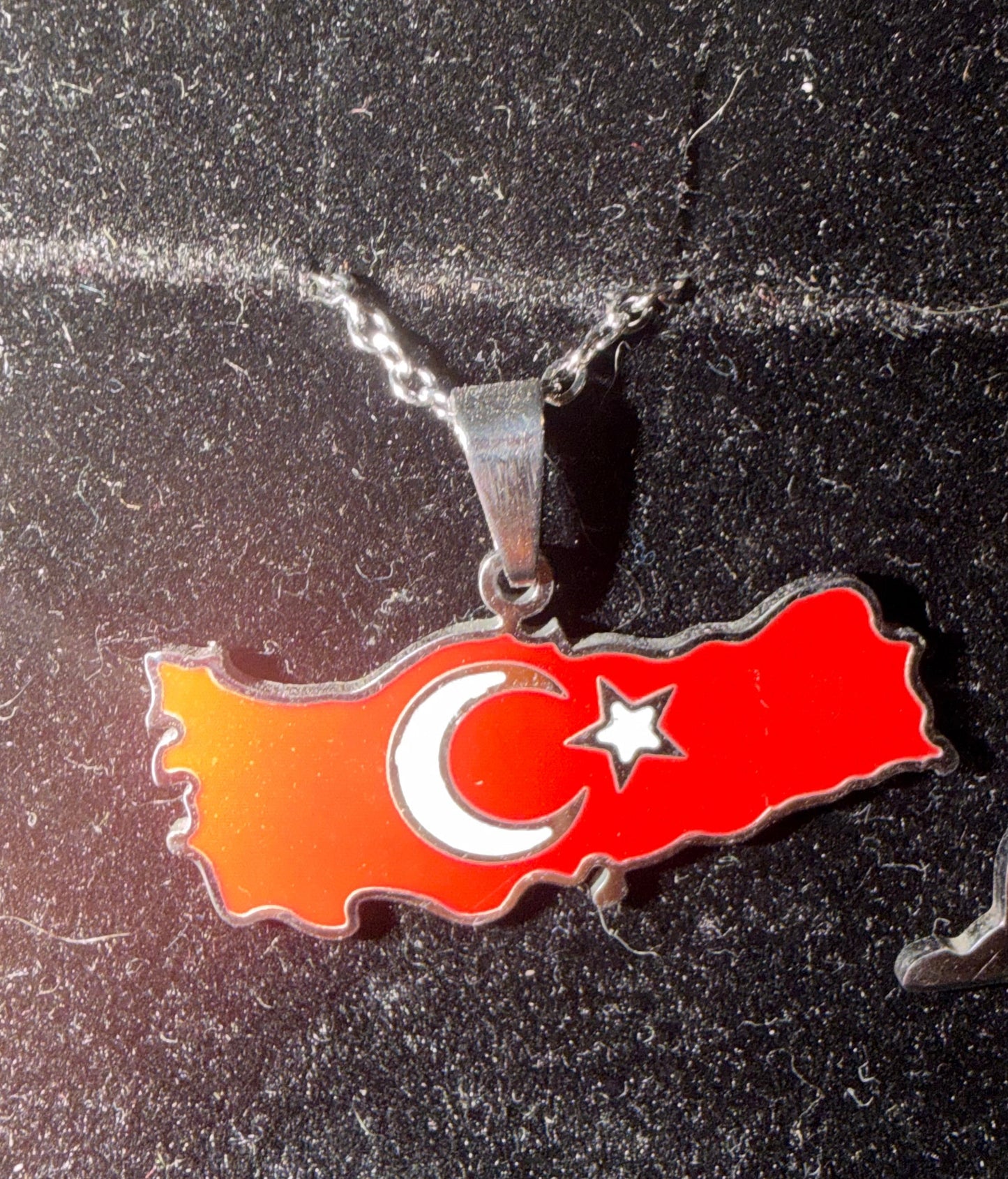 ✨ Collier Chaîne + Pendentif Pays d’Outre-Mer, Caraïbes et Afrique – Acier Inoxydable Or ou Argent (1 pcs)