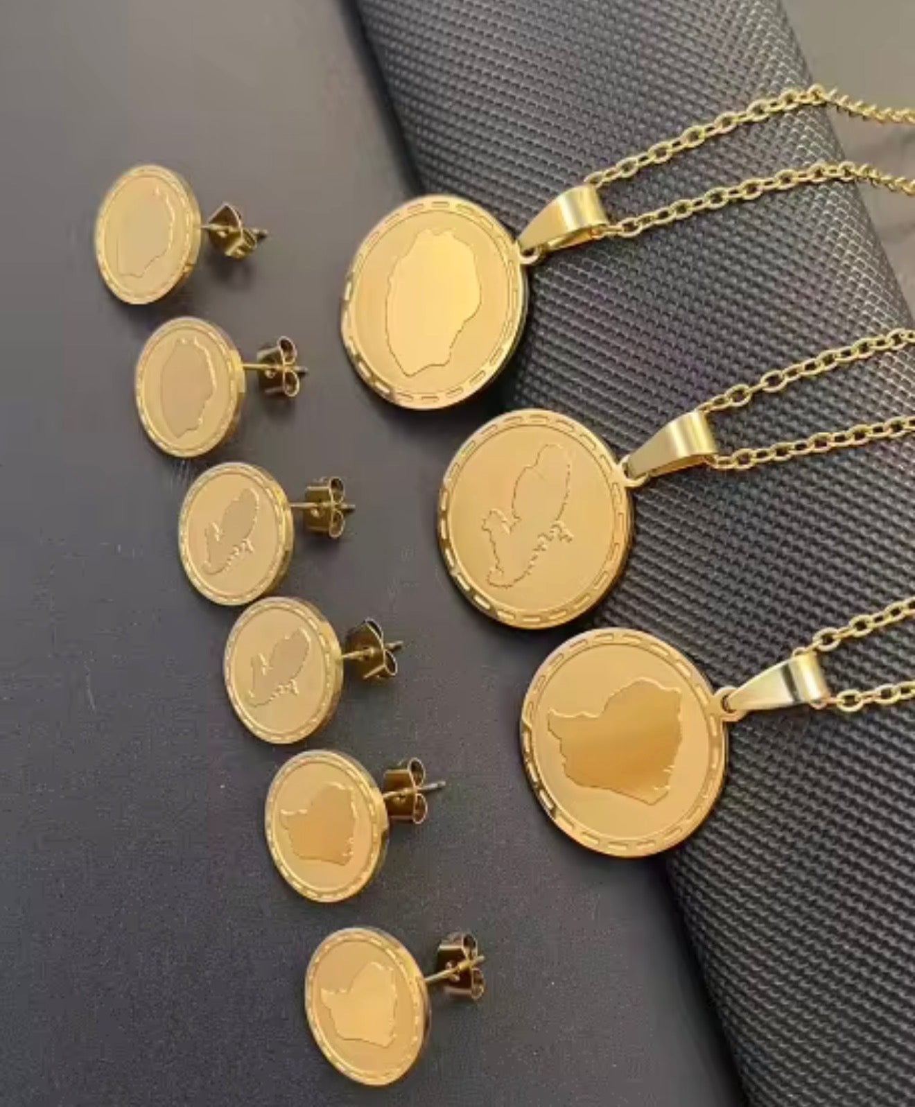 ✨ Ensemble de Parure Bijoux en Acier Inoxydable – Collier + Boucles d’Oreilles coffret « Pièce » Caraïbes