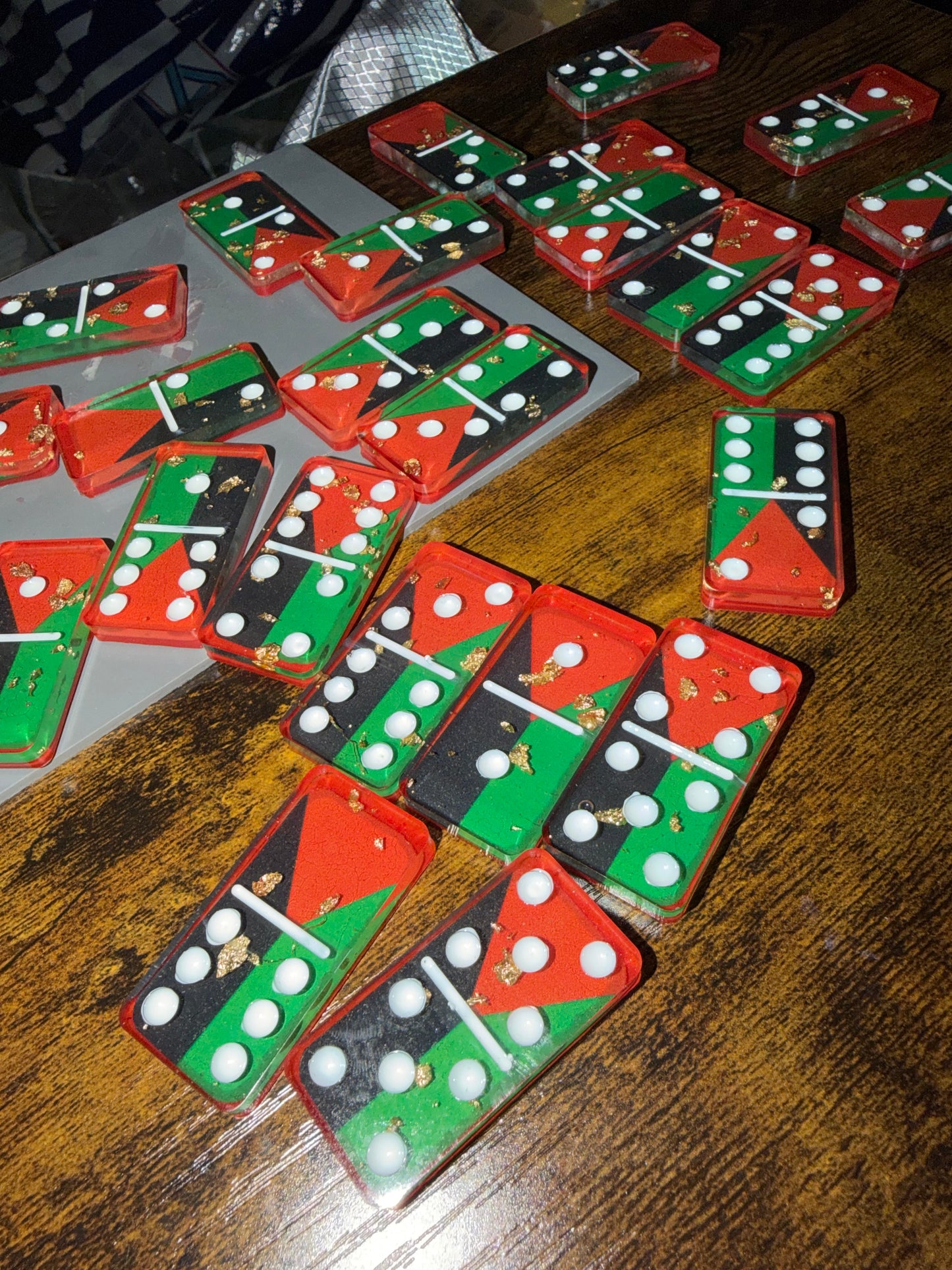 🎲 Dominos en Résine – 28 Pièces – Plusieurs Modèles au Choix