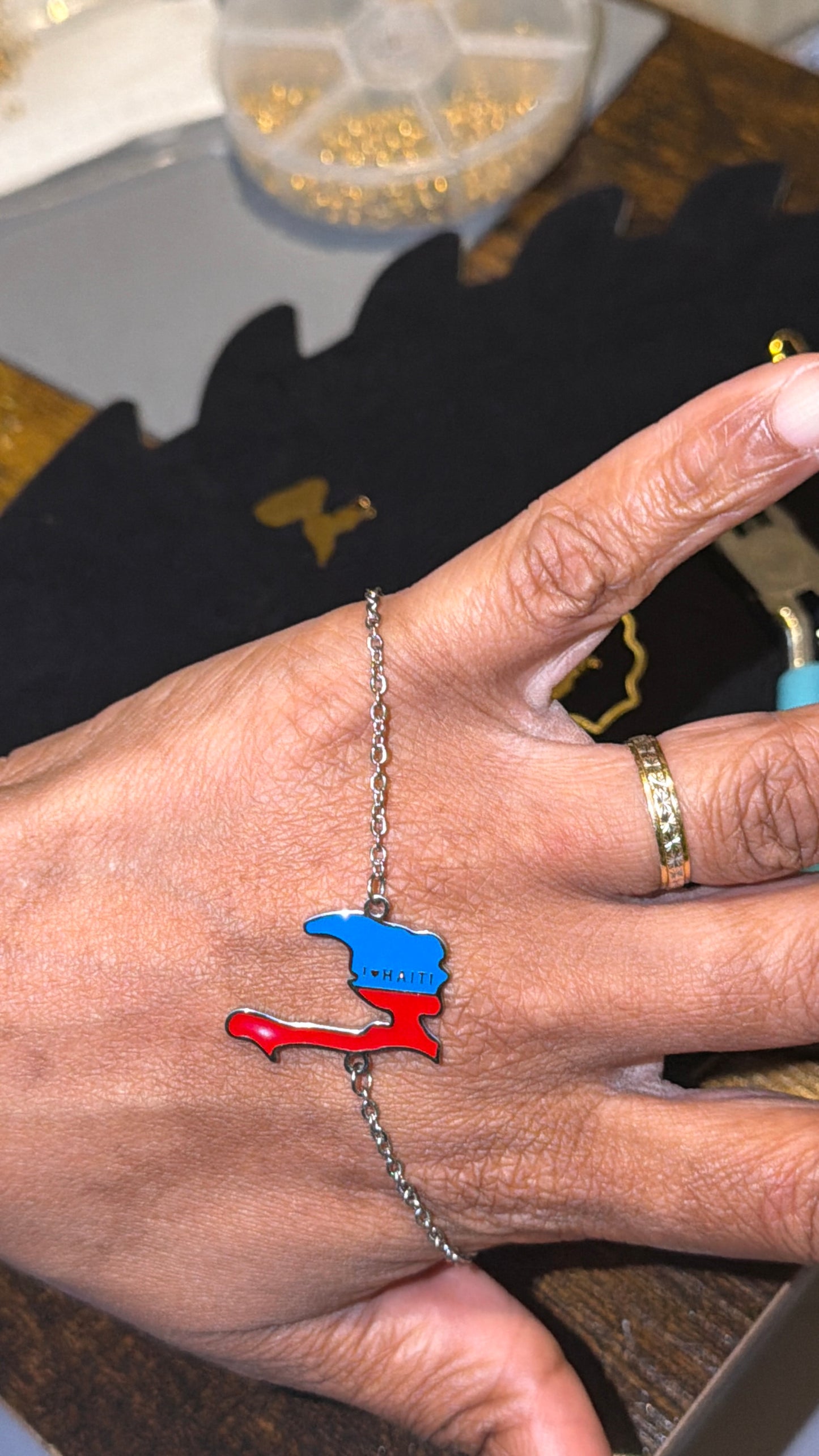 ⛓️✨ Bracelets Ajustables en Acier Inoxydable – Cartes Guadeloupe, Martinique 🇲🇶, Guyane 🇬🇫 & Réunion 🇷🇪