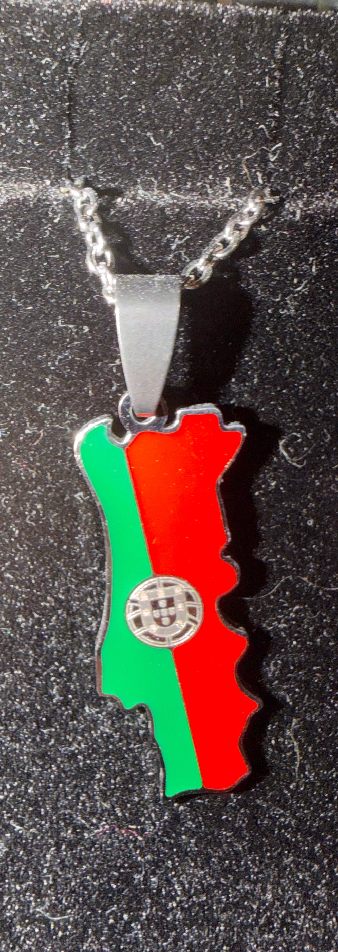 ✨ Collier Chaîne + Pendentif Pays d’Outre-Mer, Caraïbes et Afrique – Acier Inoxydable Or ou Argent (1 pcs)