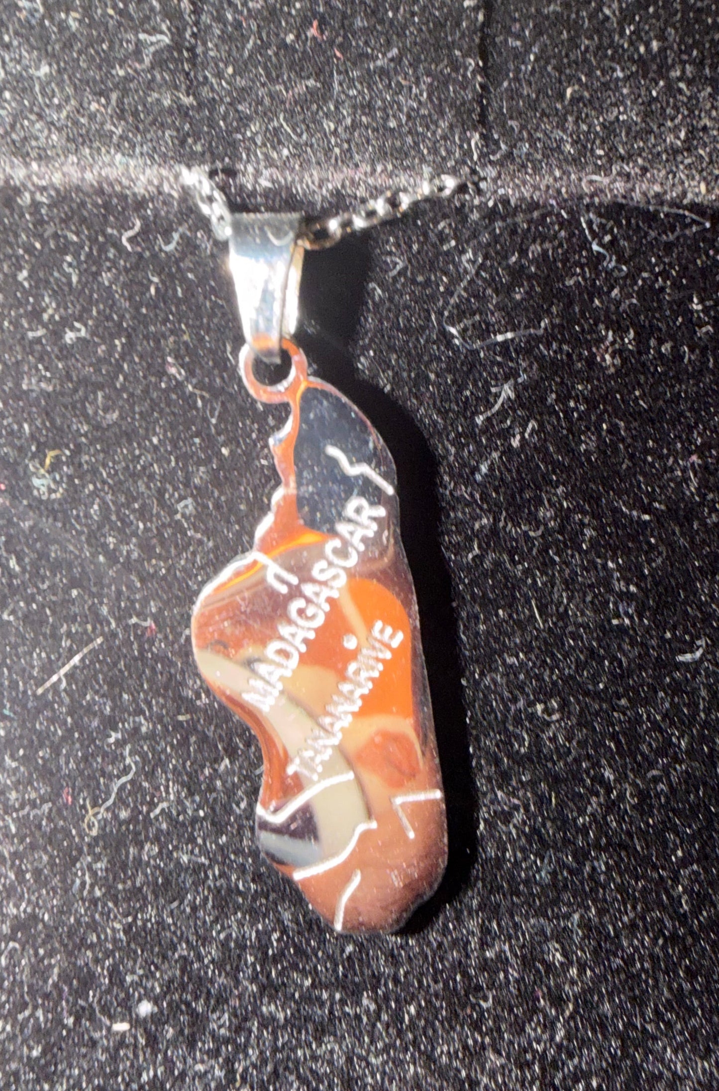 ✨ Collier Chaîne + Pendentif Pays d’Outre-Mer, Caraïbes et Afrique – Acier Inoxydable Or ou Argent (1 pcs)