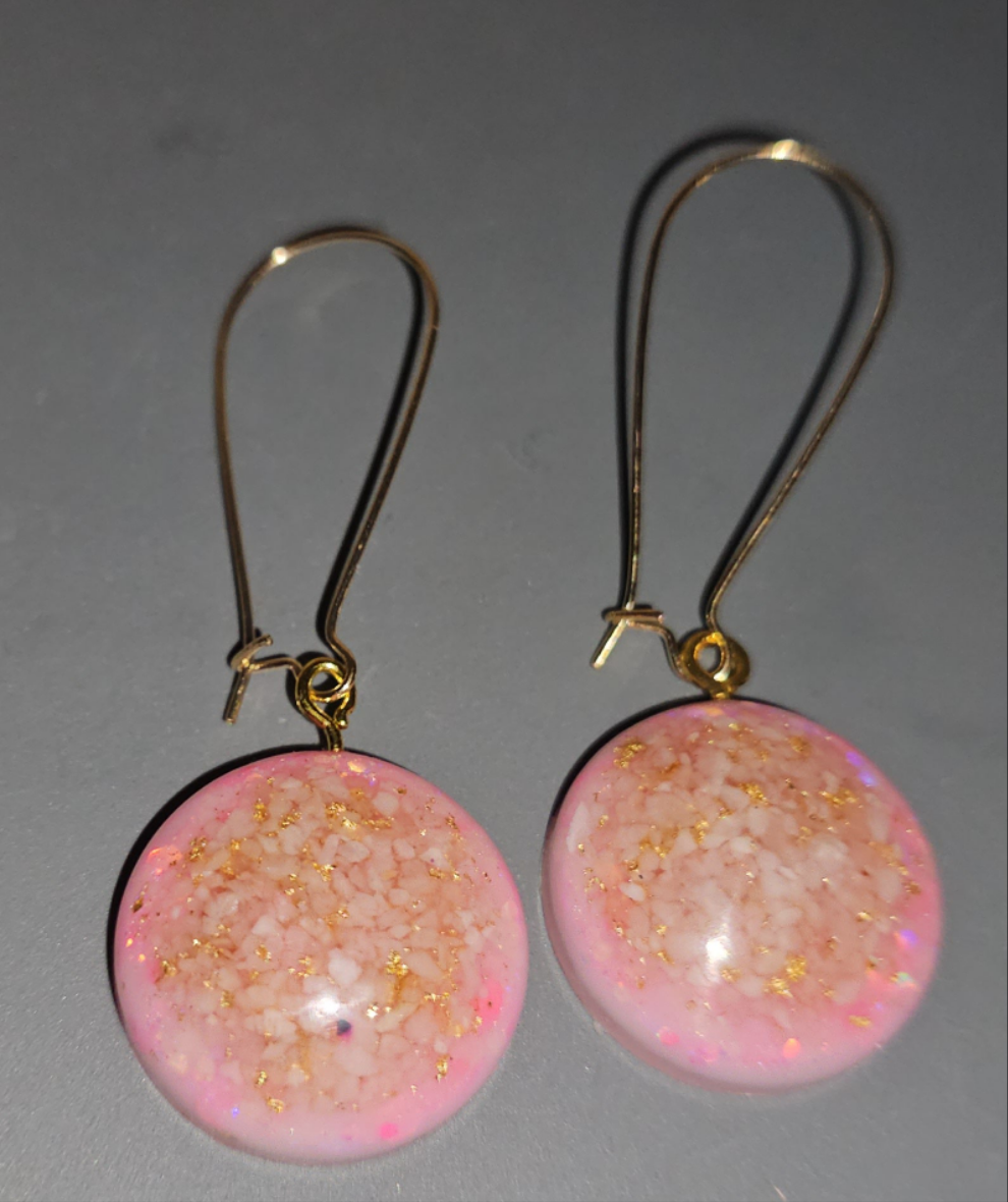 Boucles d'oreilles en résine Fantaisies (la paire)