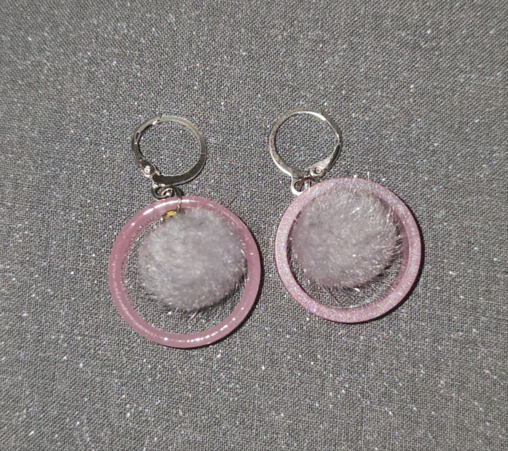 Boucles d'oreilles en résine Fantaisies (la paire)