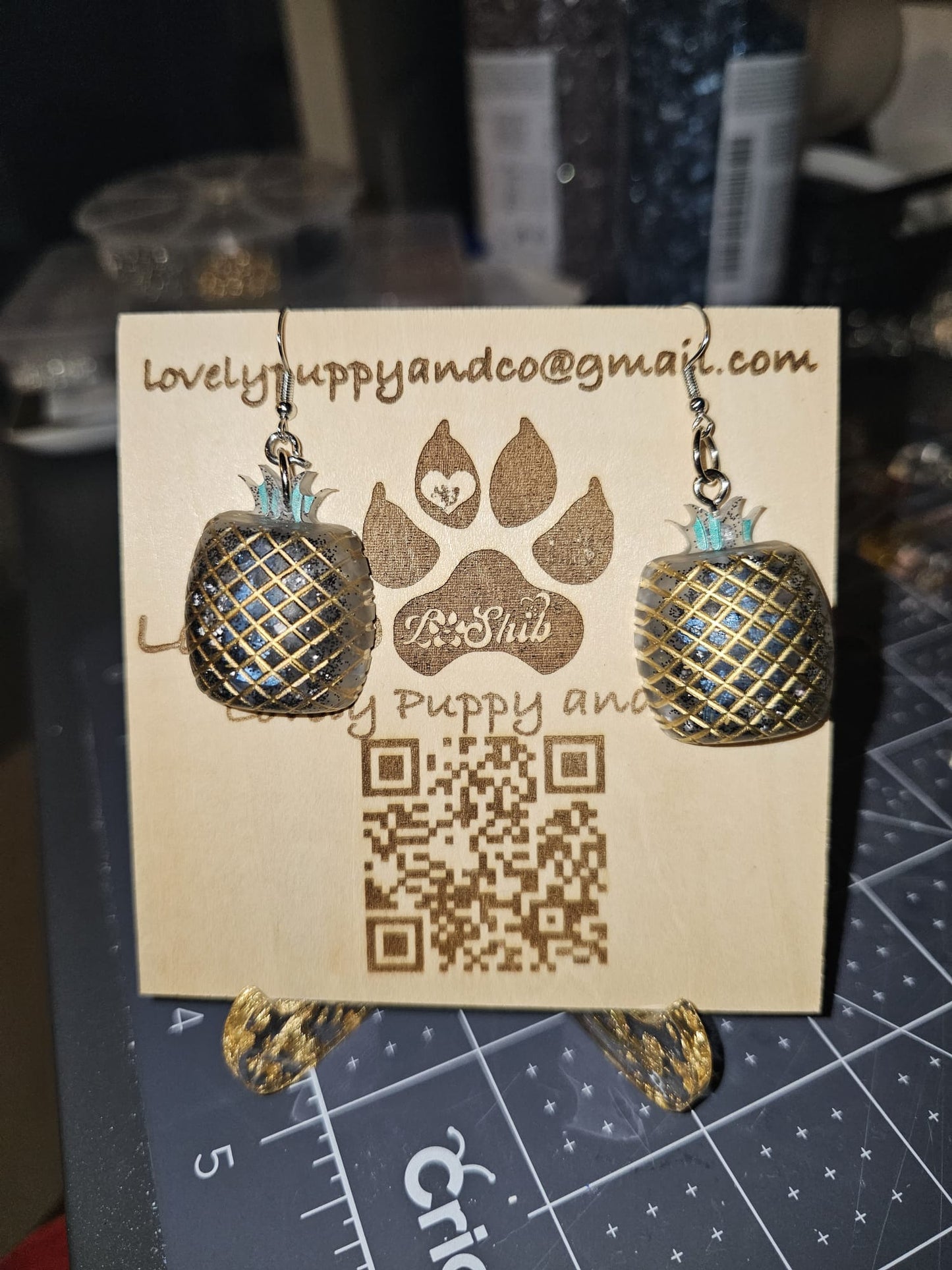 Boucles d'oreilles en résine Fantaisies (la paire)