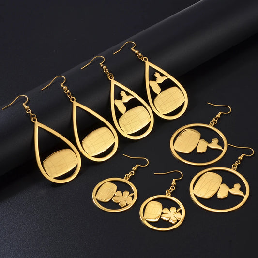 ✨ Boucles d’Oreilles en Acier Inoxydable – Carte de la Guadeloupe & Tambour