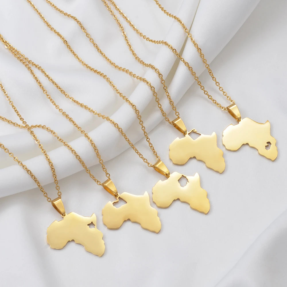 ✨🌍 Collier Chaîne en Acier Inoxydable – Pendentif Carte d’Afrique avec pays Kenya, Egypte, Libye et Zambie