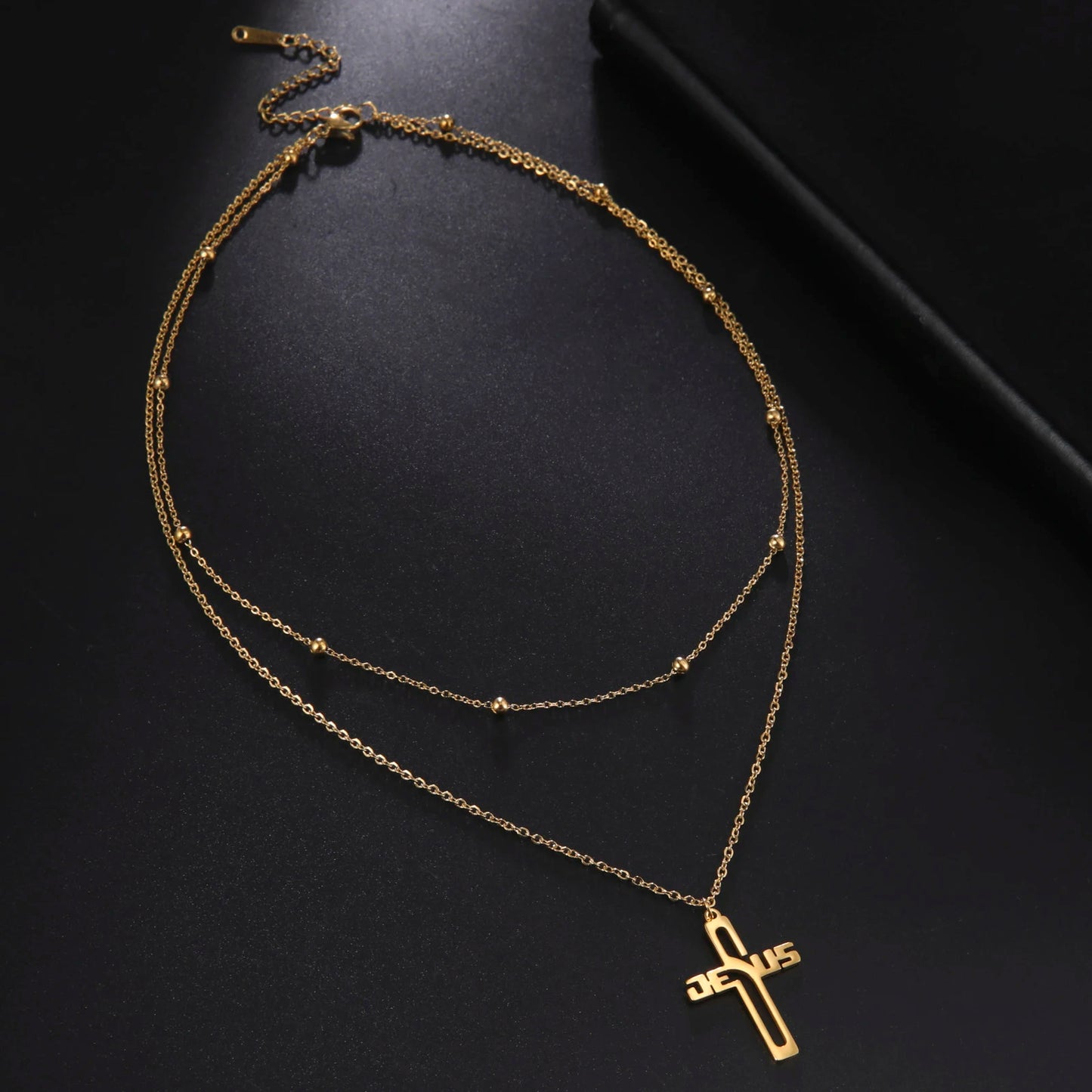 ✨ Collier avec Pendentif Croix Jésus en Acier Inoxydable