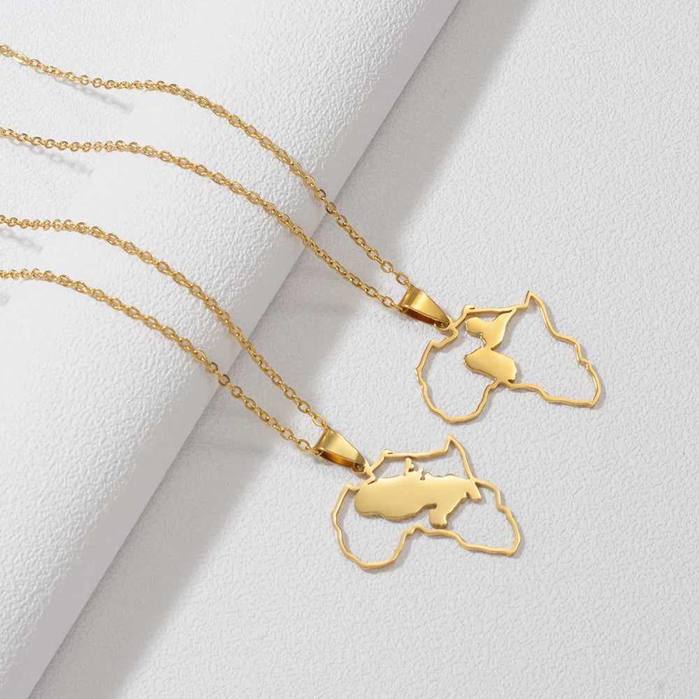 ✨ Collier + Pendentif Afrique intérieur Guadeloupe ou Martinique en Acier Inoxydable