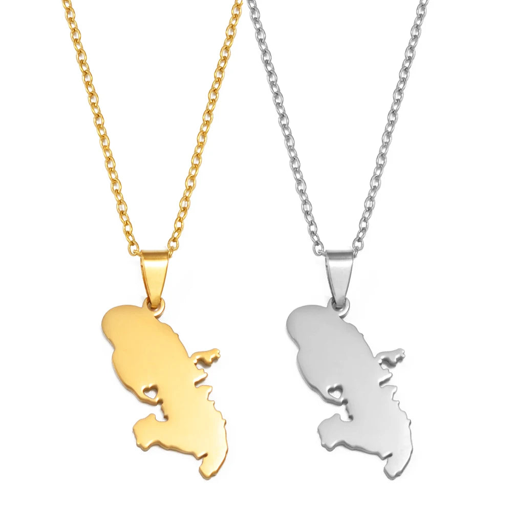 ✨🇲🇶 Collier Chaîne en Acier Inoxydable – Pendentif Carte de la Martinique avec Cœur