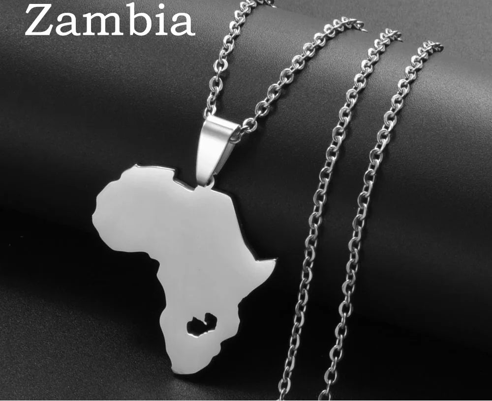 ✨🌍 Collier Chaîne en Acier Inoxydable – Pendentif Carte d’Afrique avec pays Kenya, Egypte, Libye et Zambie