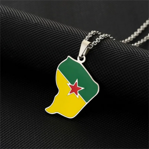 ✨ Collier + Pendentif Guyane Française – Acier Inoxydable au Couleurs du Drapeau