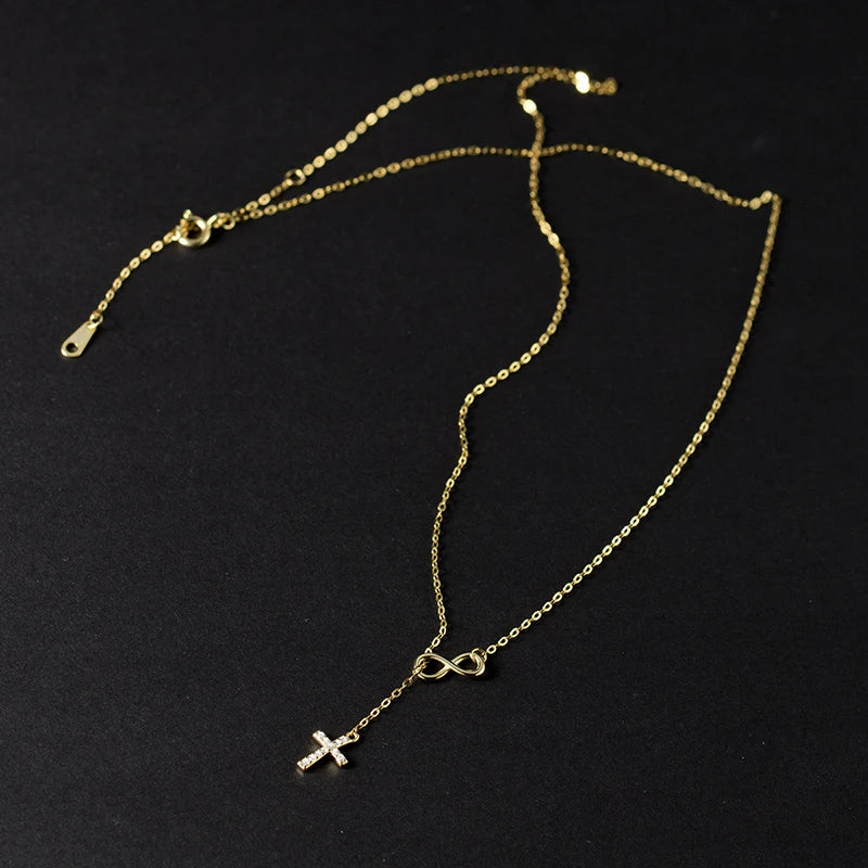 ✨✝️ Collier Chaîne + mini Pendentif Croix Diamant – Acier Inoxydable