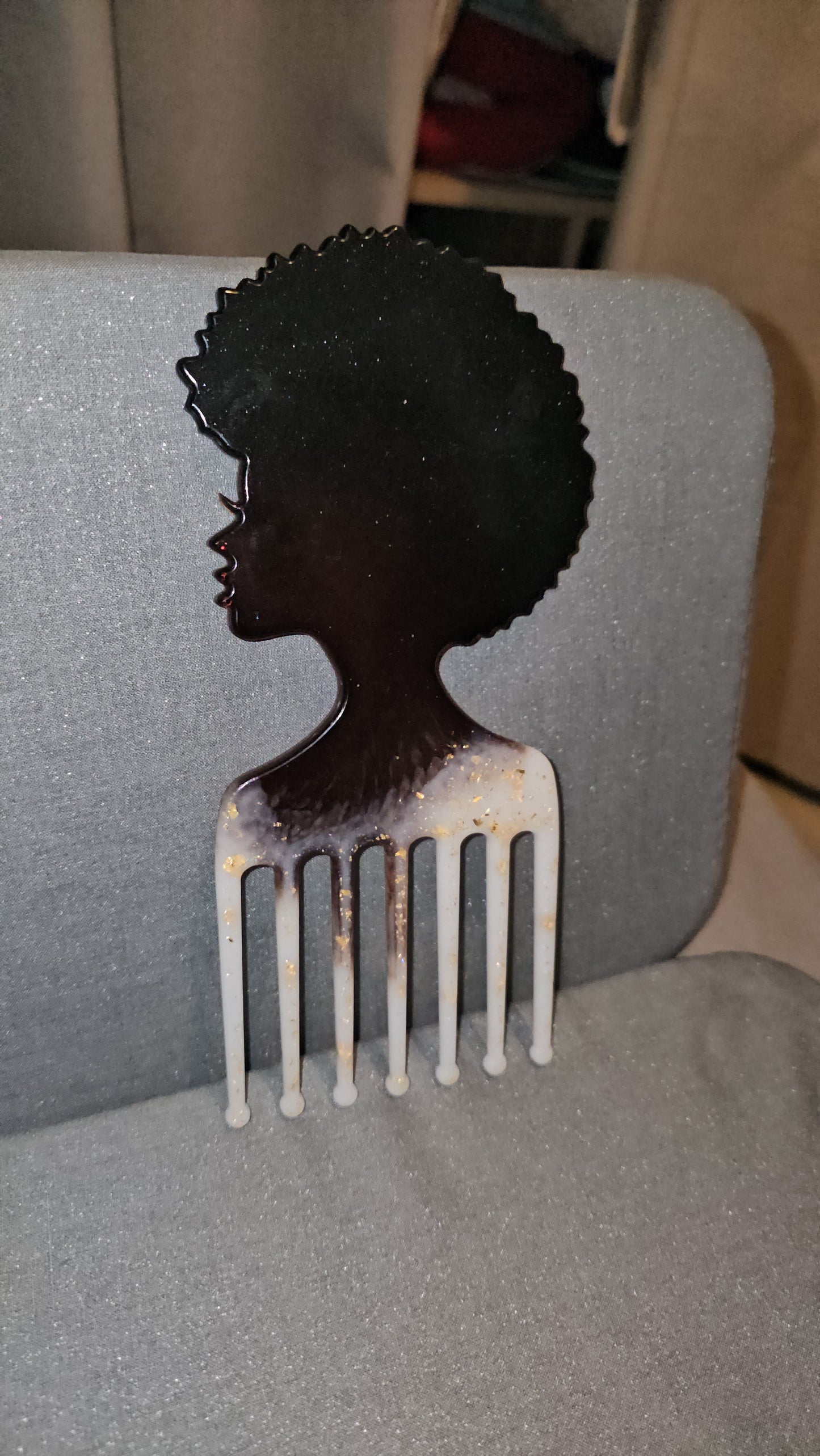 Gamme Antilles-Guyane Africaniz Black Afro en résine (1 pcs)
